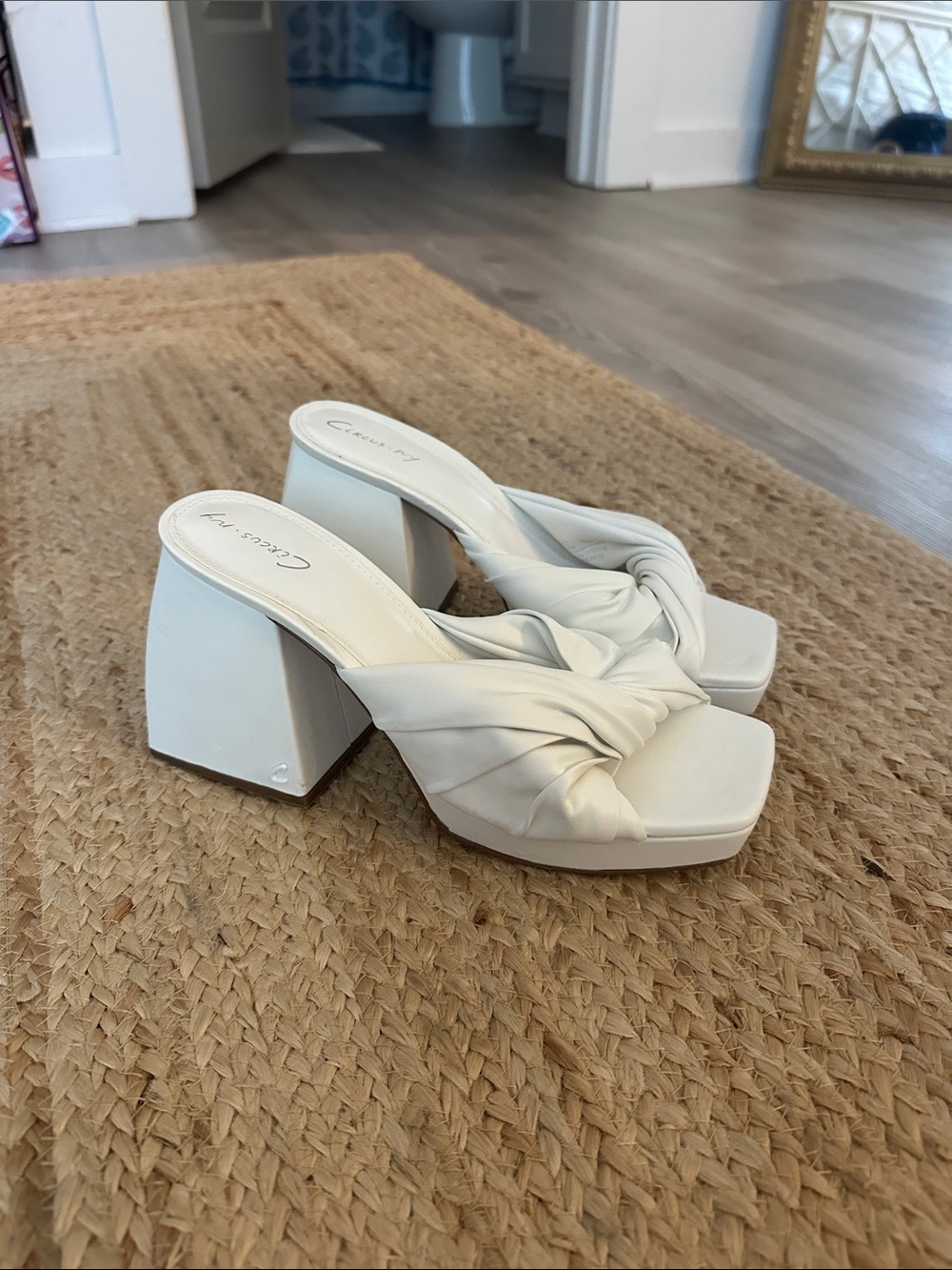 Circus by Sam Edelman White Knotted Platform Block Heel Mules